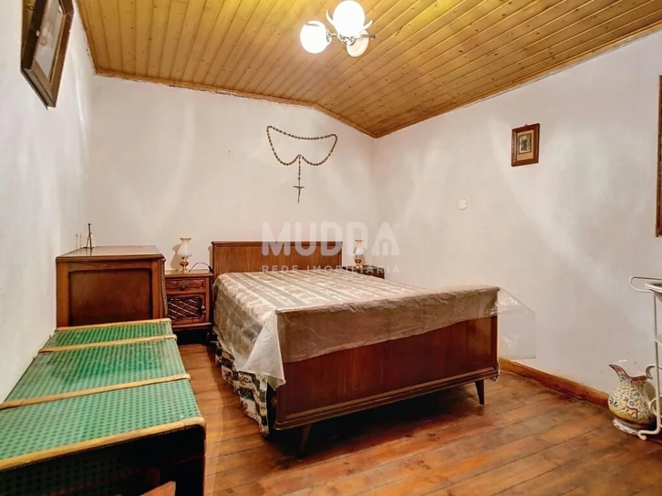 Moradia T3 para Venda em Loivos e Póvoa de Agrações Foto 9