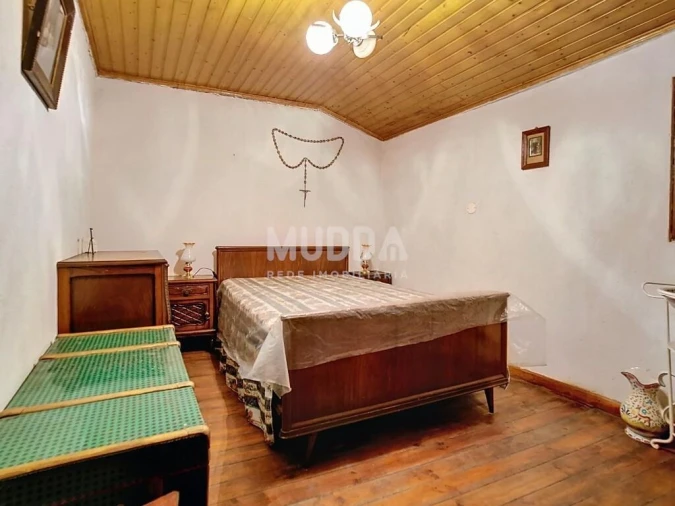 Moradia T3 para Venda em Loivos e Póvoa de Agrações Foto 9