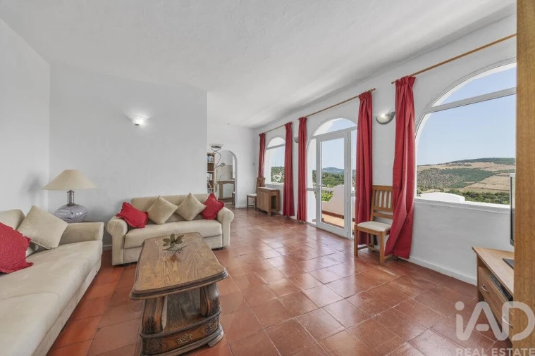 Moradia T3 para Venda em Alte Foto 18