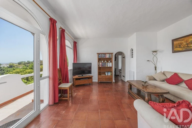 Moradia T3 para Venda em Alte Foto 19