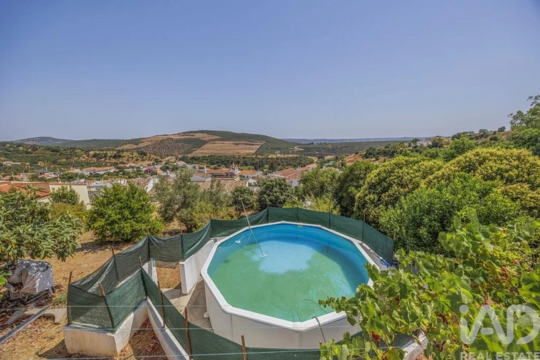 Moradia T3 para Venda em Alte Foto 27