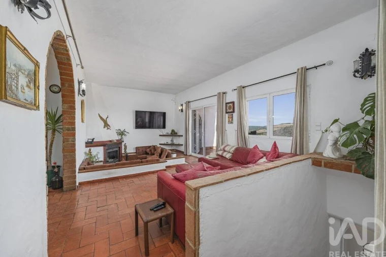 Moradia T3 para Venda em Alte Foto 17