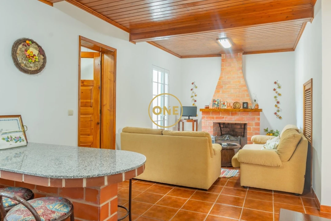 Moradia T2 para Venda em Furnas Foto 8