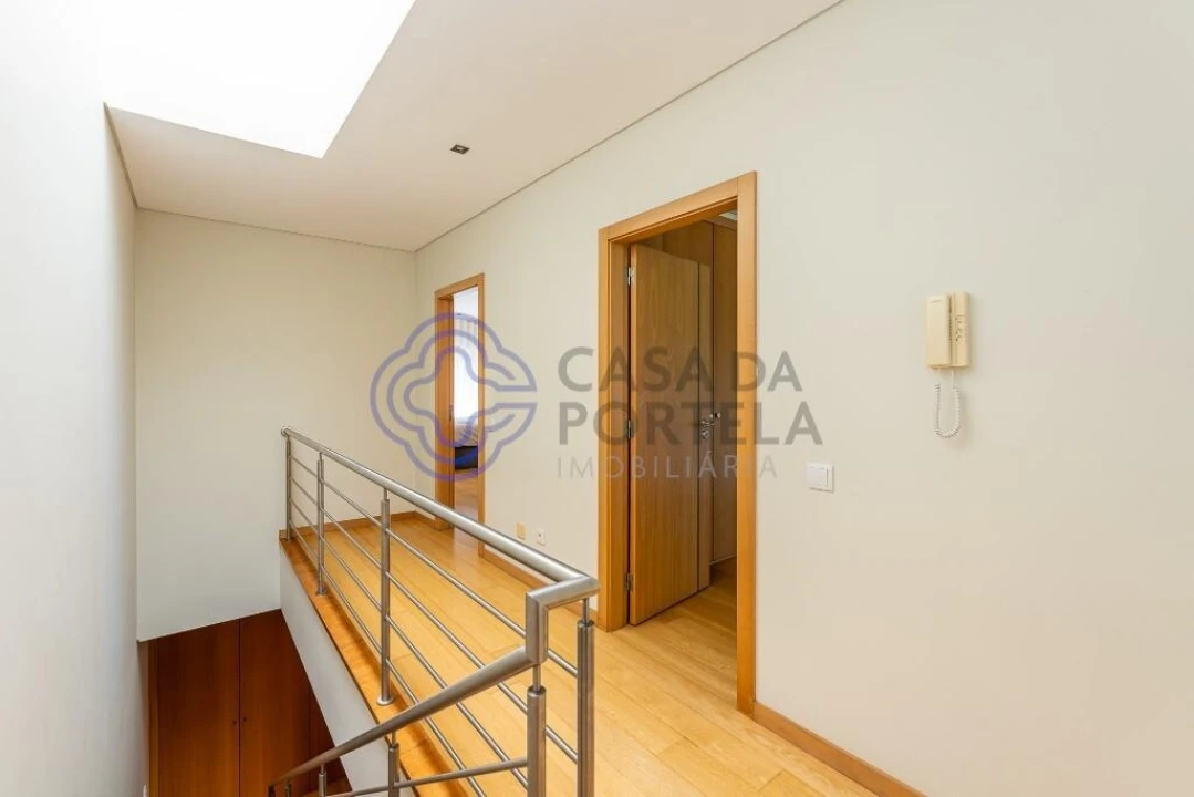 Moradia T4 para Venda em Folgosa Foto 28