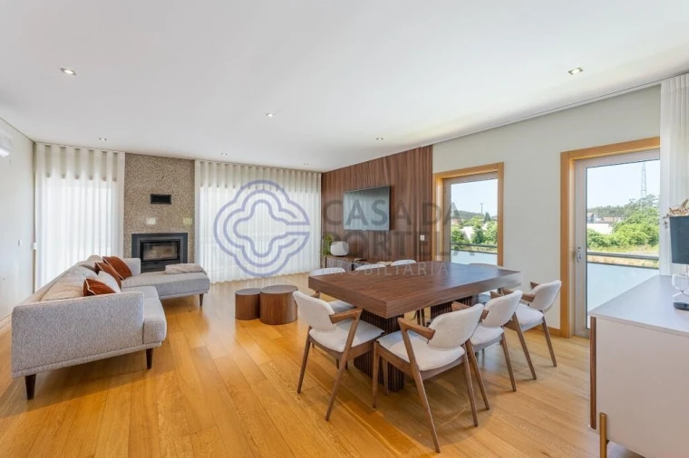 Moradia T4 para Venda em Folgosa Foto 6