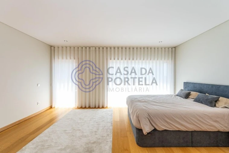 Moradia T4 para Venda em Folgosa Foto 30