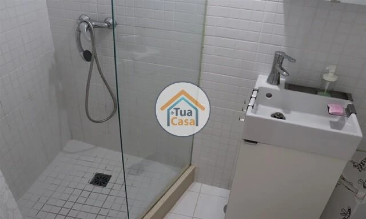 Prédio para Venda em São Martinho do Bispo e Ribeira de Frades Foto 22