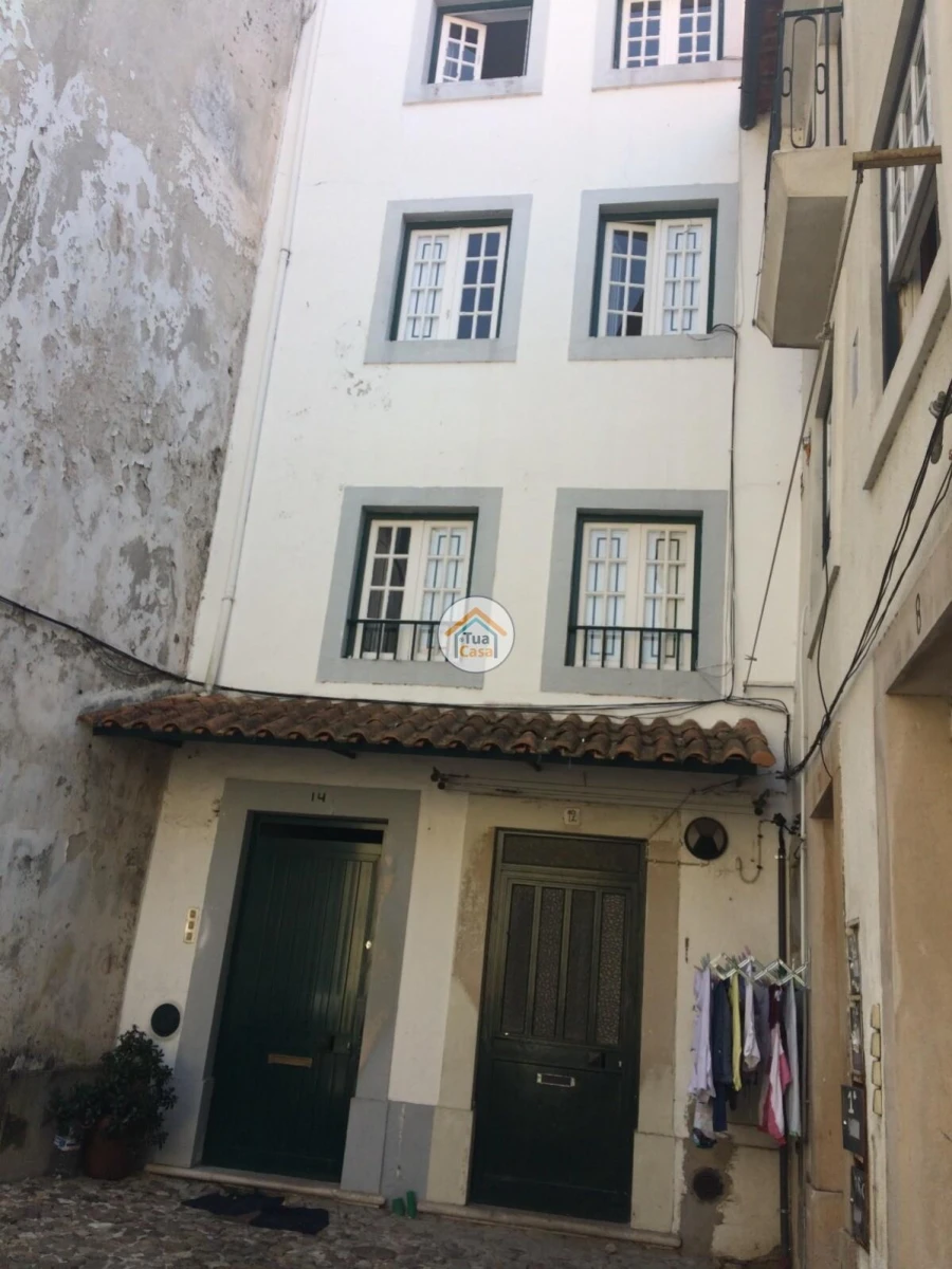 Prédio para Venda em São Martinho do Bispo e Ribeira de Frades