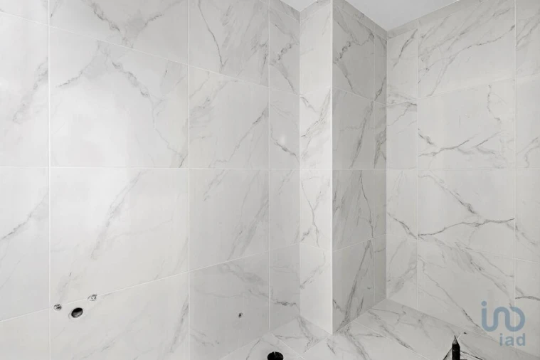 Moradia T4 para Venda em Atouguia da Baleia Foto 10