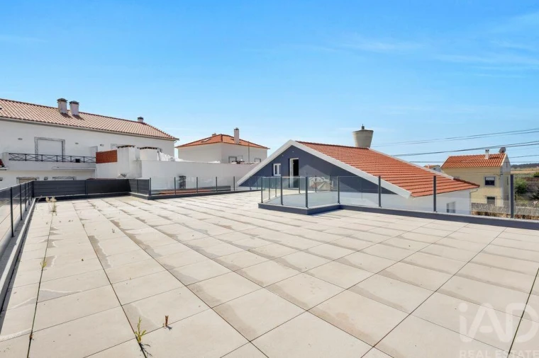 Moradia T4 para Venda em Atouguia da Baleia Foto 18