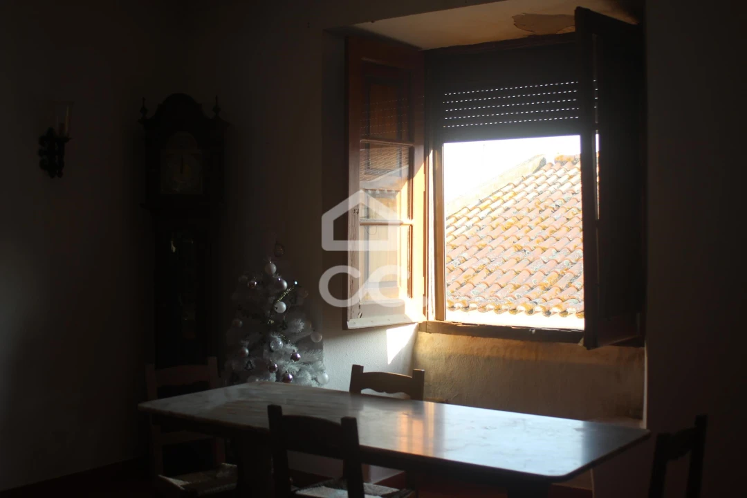 Moradia T3 para Venda em Mourão Foto 15