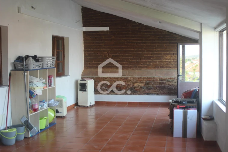 Moradia T3 para Venda em Mourão Foto 27