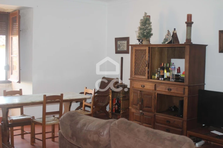 Moradia T3 para Venda em Mourão Foto 14