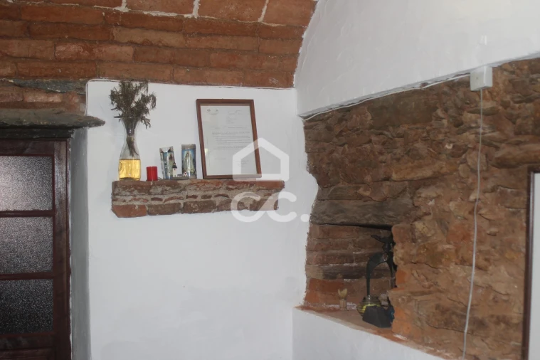 Moradia T3 para Venda em Mourão Foto 7