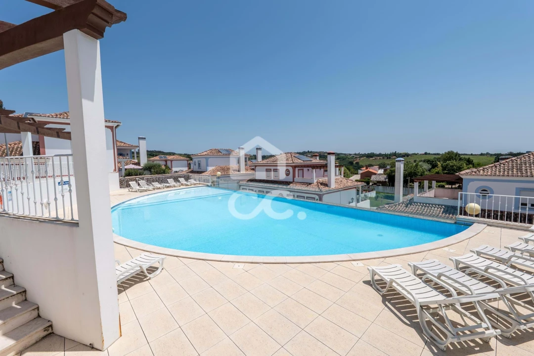 Moradia T4 para Venda em Carvalhal Foto 31