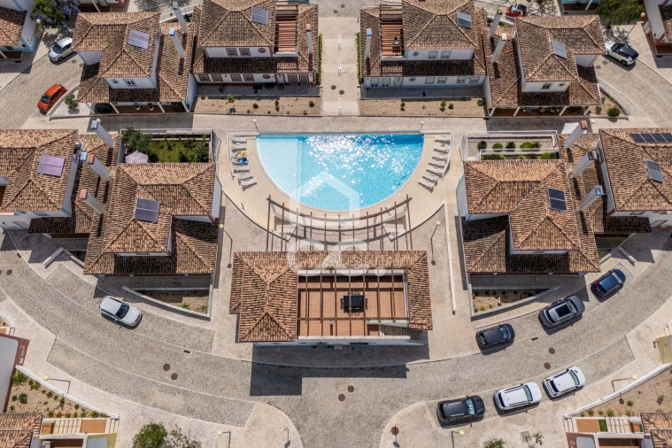 Moradia T4 para Venda em Carvalhal Foto 35