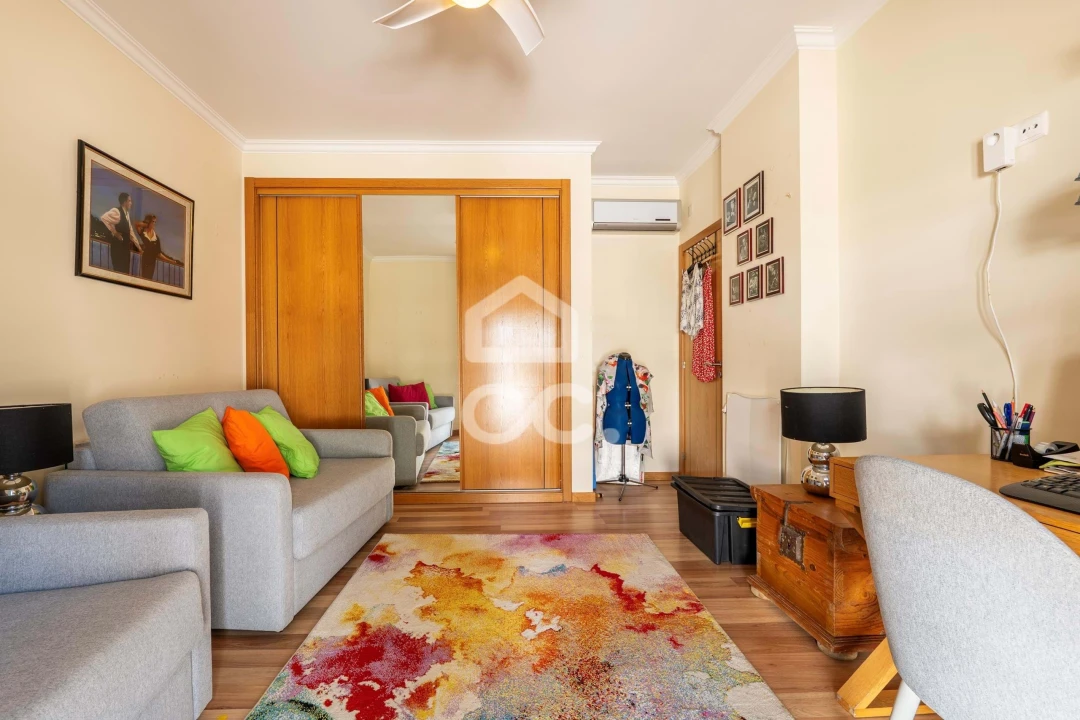 Moradia T4 para Venda em Carvalhal Foto 16