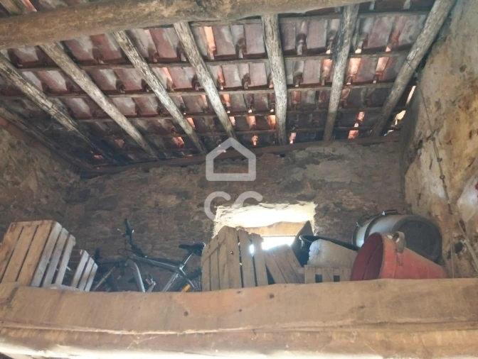 Armazém para Venda em Vilarinho dos Galegos e Ventozelo Foto 9