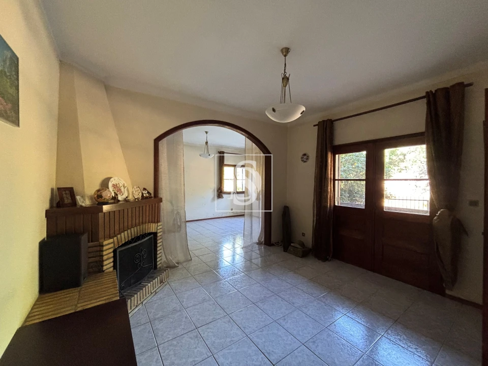 Moradia T4 para Venda em Molelos Foto 13