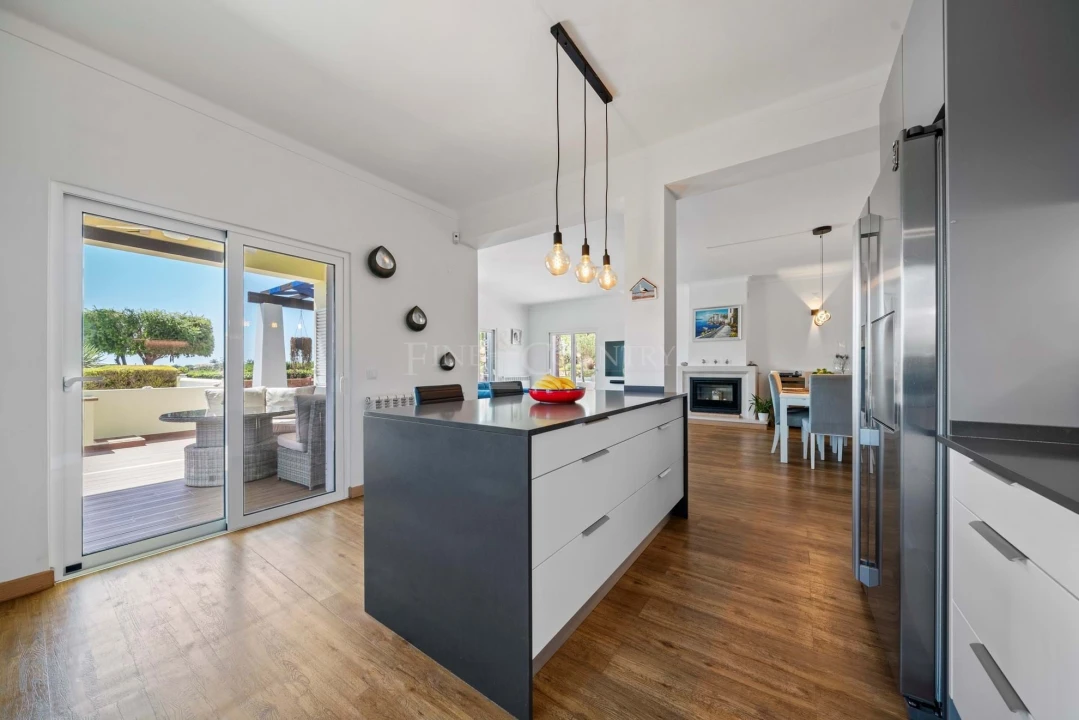 Moradia T4 para Venda em Pechão Foto 29