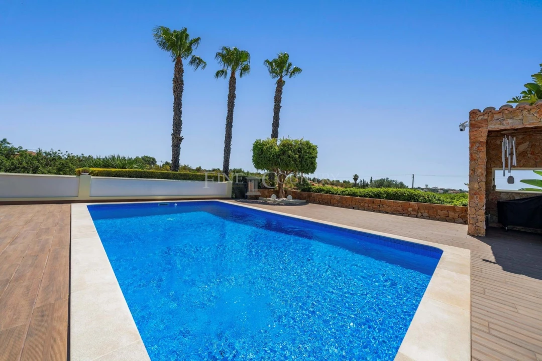 Moradia T4 para Venda em Pechão Foto 41