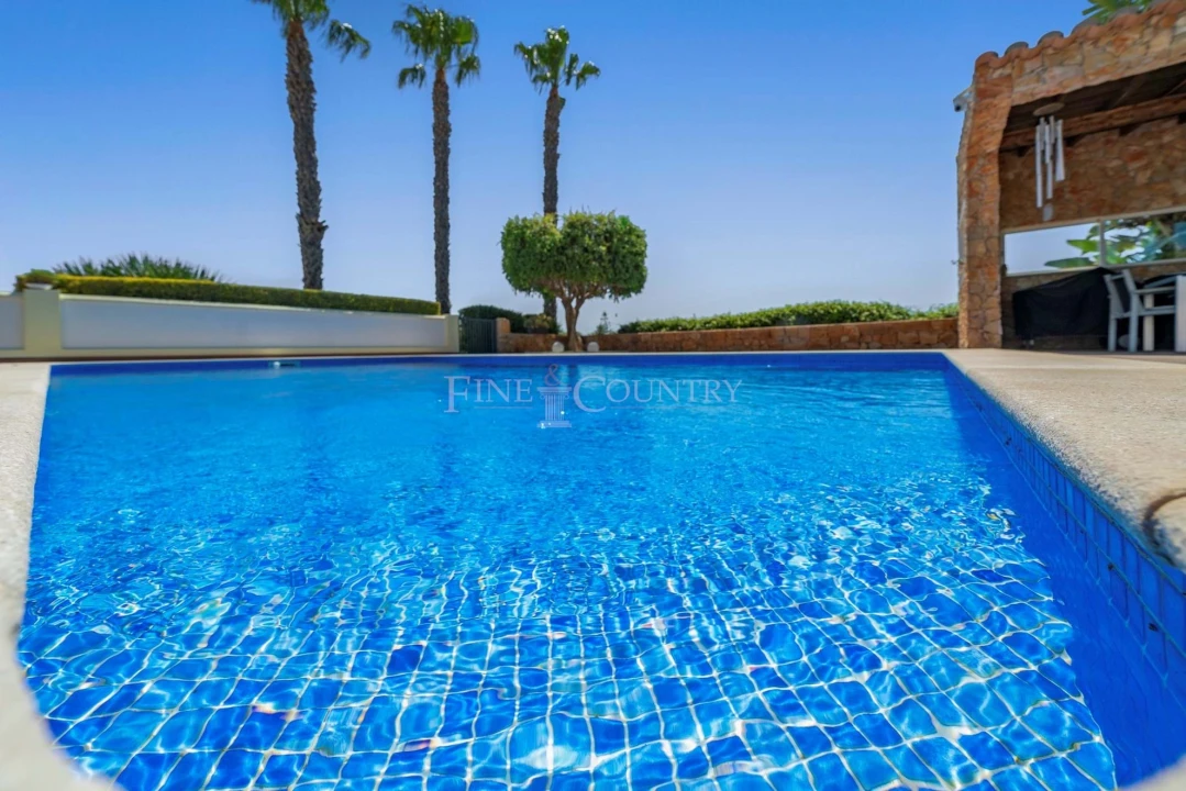 Moradia T4 para Venda em Pechão Foto 42