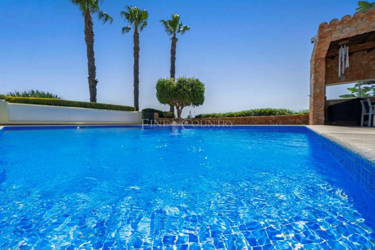 Moradia T4 para Venda em Pechão Foto 43