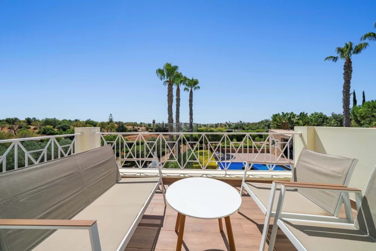 Moradia T4 para Venda em Pechão Foto 19