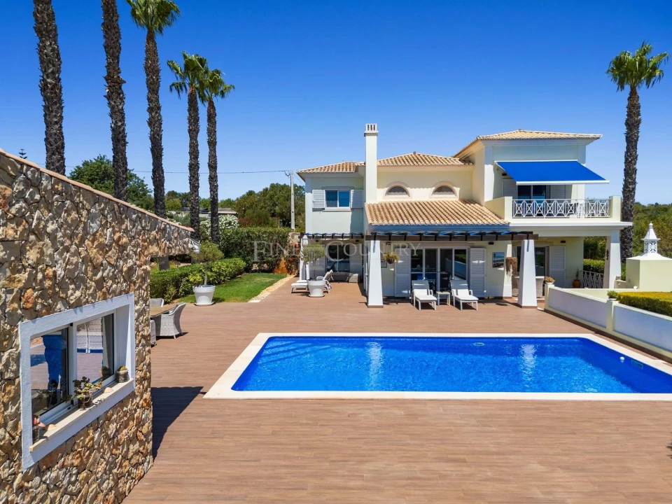 Moradia T4 para Venda em Pechão Foto 59