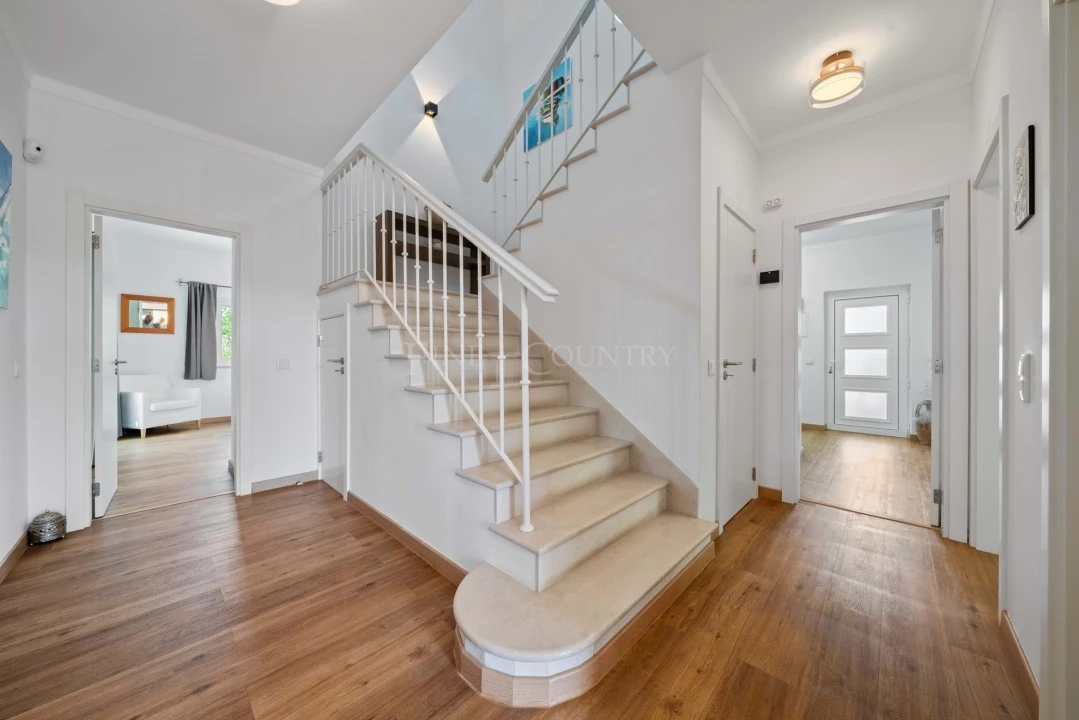 Moradia T4 para Venda em Pechão Foto 9