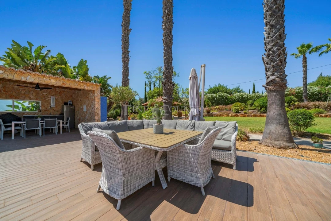 Moradia T4 para Venda em Pechão Foto 40