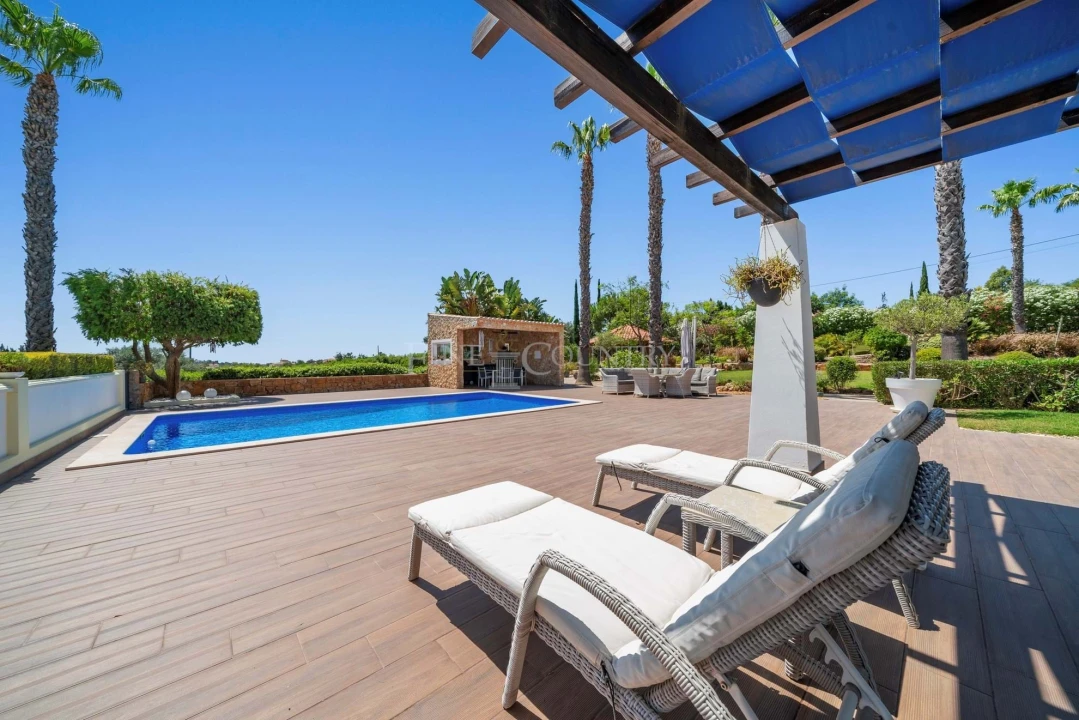 Moradia T4 para Venda em Pechão Foto 35