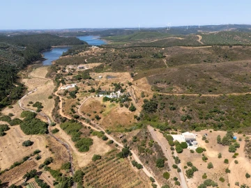 Moradia T3 para Venda em Odiaxere