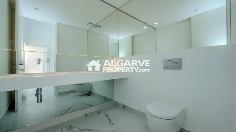 Moradia T5 para Venda em Almancil