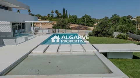 Moradia T5 para Venda em Almancil