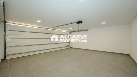 Moradia T5 para Venda em Almancil