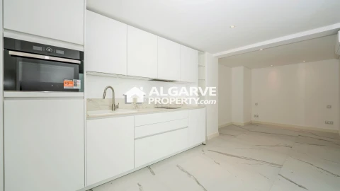 Moradia T5 para Venda em Almancil