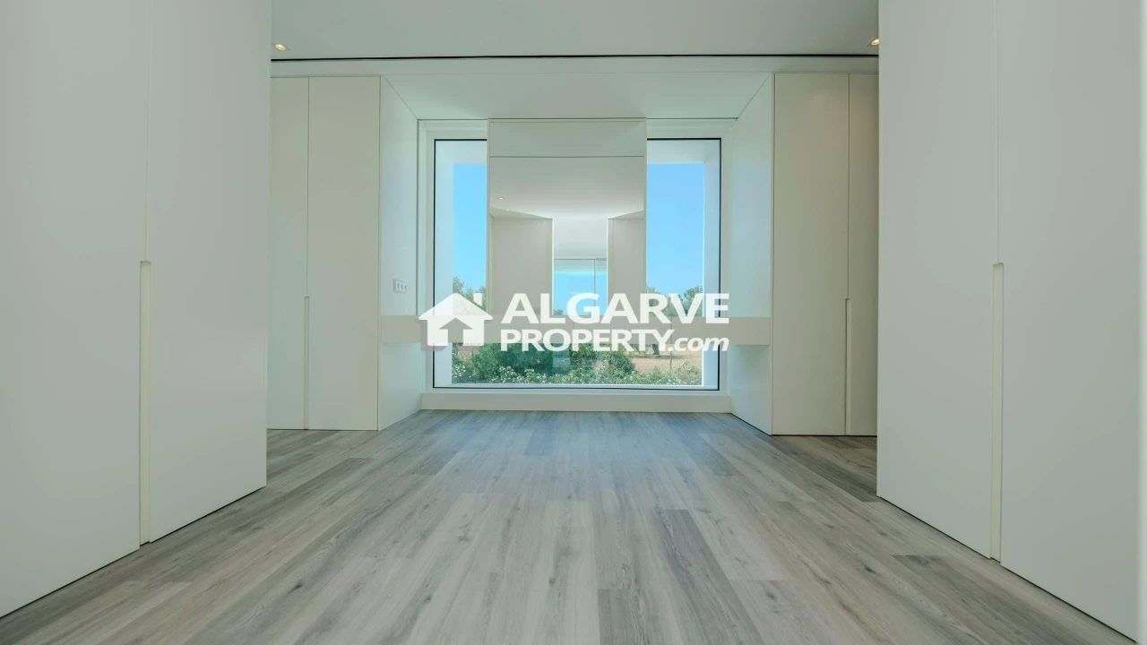 Moradia T5 para Venda em Almancil Foto 25