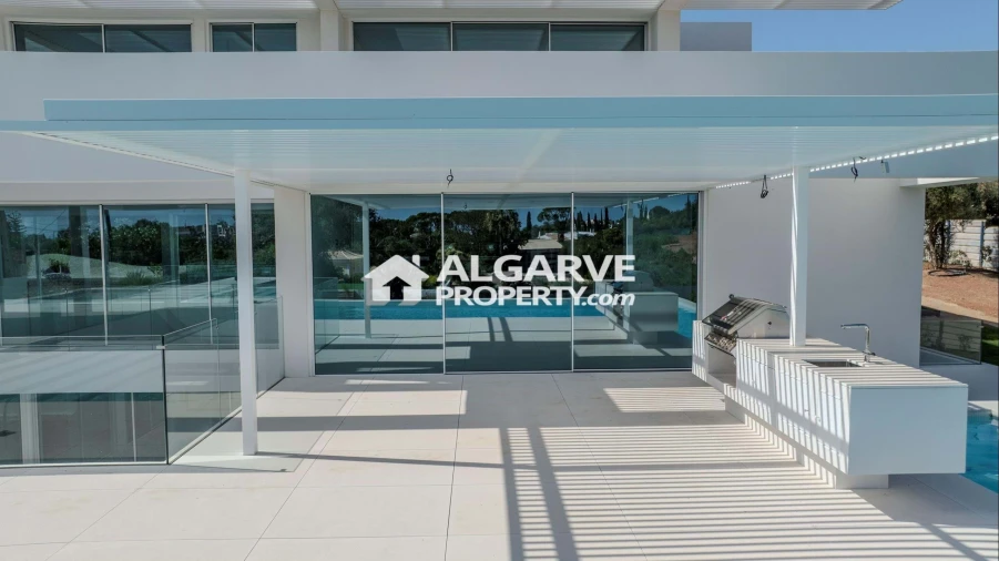 Moradia T5 para Venda em Almancil Foto 13