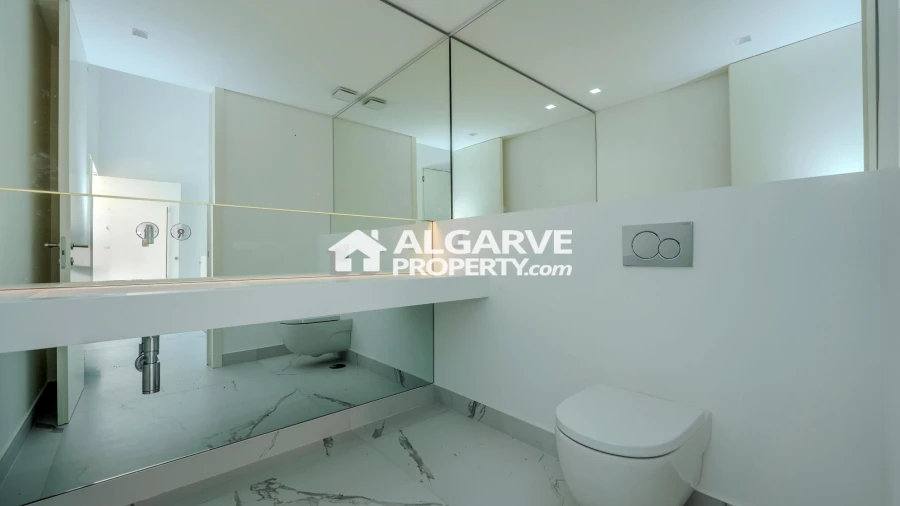 Moradia T5 para Venda em Almancil Foto 34