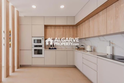 Apartamento T3 para Venda em Faro (Sé e São Pedro)