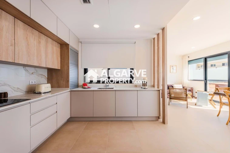 Apartamento T3 para Venda em Faro (Sé e São Pedro) Foto 9