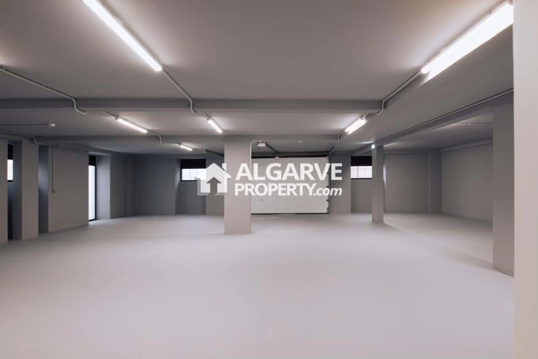 Apartamento T3 para Venda em Faro (Sé e São Pedro) Foto 47