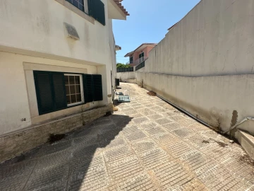 Moradia T5 para Venda em Cascais e Estoril