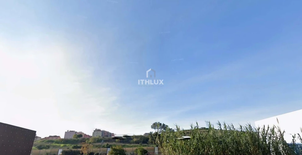 Terreno para Venda em Massamá e Monte Abraão Foto 4