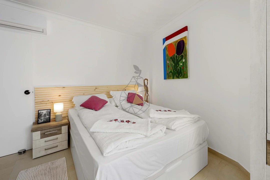 Apartamento T4 para Arrendamento em Portimão Foto 41