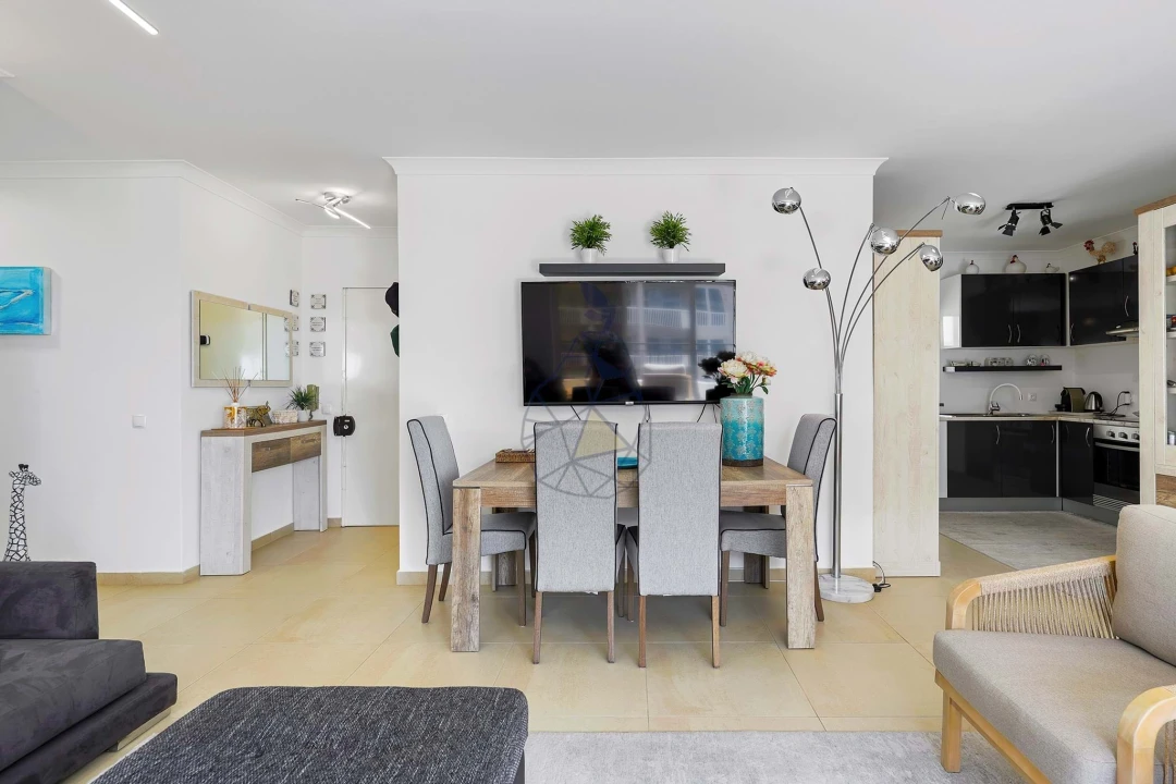 Apartamento T4 para Arrendamento em Portimão Foto 10