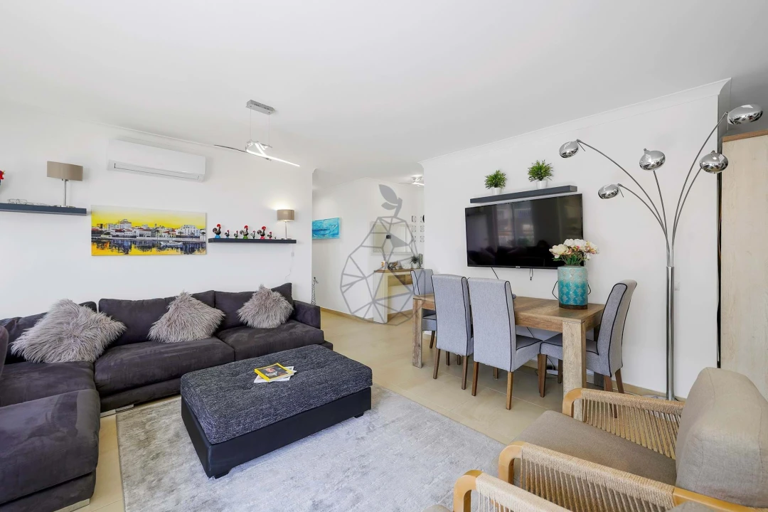 Apartamento T4 para Arrendamento em Portimão Foto 14