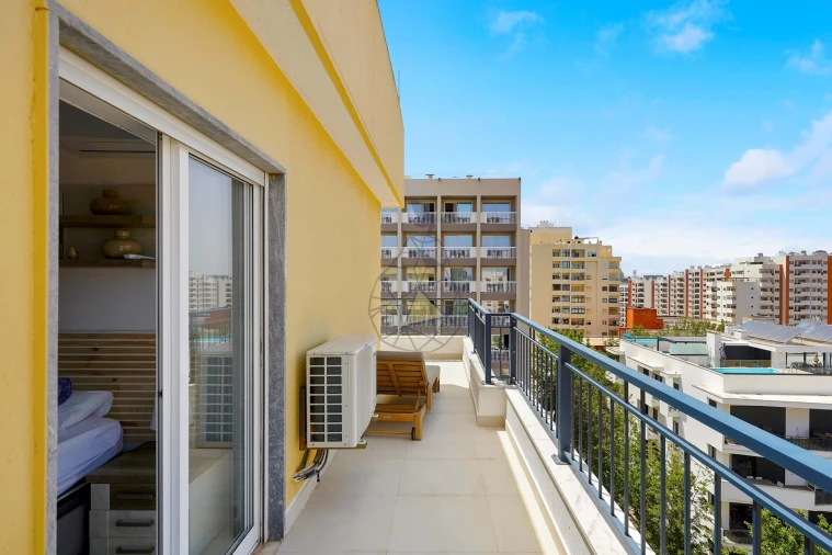 Apartamento T4 para Arrendamento em Portimão Foto 42