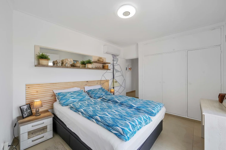 Apartamento T4 para Arrendamento em Portimão Foto 35